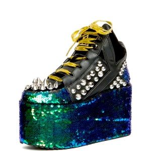 Size 7 never worn Y.R.U platforms